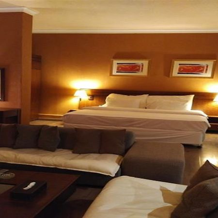 Le Jazz Hotel Kuwait City Ngoại thất bức ảnh